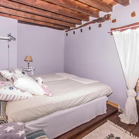 La Casita Del Cipres - Encantadora Casa 7 Con Piscina Y Jardin Privado * Puentedura