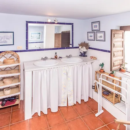 La Casita Del Cipres - Encantadora Casa 7 Con Piscina Y Jardin Privado بيت للعطل Puentedura