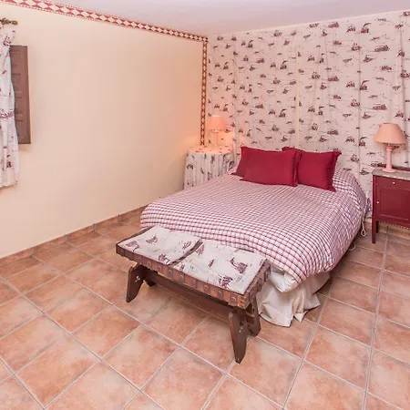 La Casita Del Cipres - Encantadora Casa 7 Con Piscina Y Jardin Privado بيت للعطل *