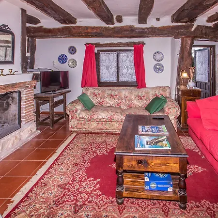 La Casita Del Cipres - Encantadora Casa 7 Con Piscina Y Jardin Privado بيت للعطل Puentedura