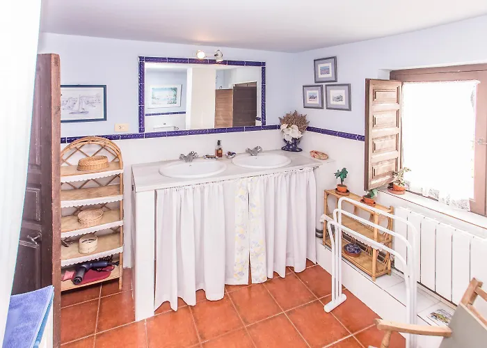 La Casita Del Cipres - Encantadora Casa 7 Con Piscina Y Jardin Privado 펜션 Puentedura