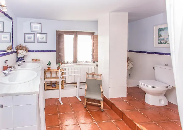 La Casita Del Cipres - Encantadora Casa 7 Con Piscina Y Jardin Privado 펜션 *