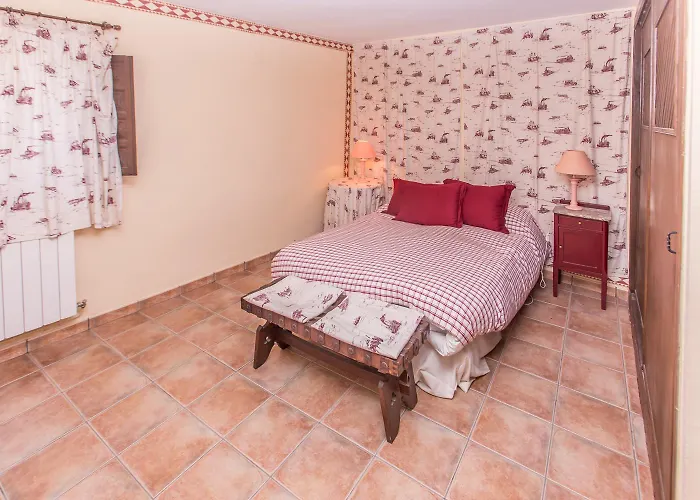 La Casita Del Cipres - Encantadora Casa 7 Con Piscina Y Jardin Privado 펜션 *