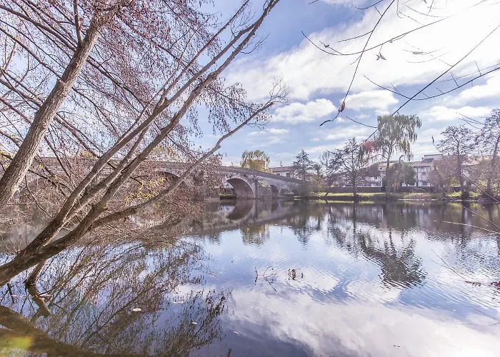 La Casita Del Cipres - Encantadora Casa 7 Con Piscina Y Jardin Privado Puentedura