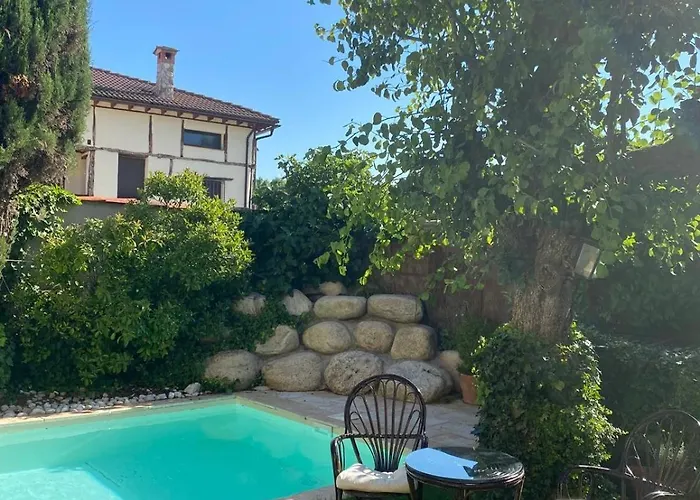 La Casita Del Cipres - Encantadora Casa 7 Con Piscina Y Jardin Privado * Puentedura